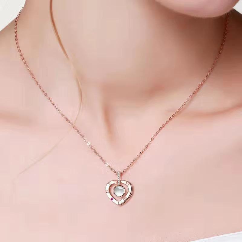 Necklace 100 Languages I Love You Projection Heart Pendant Necklace for Mother'S Day Gifts